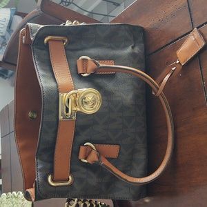 Michael Kors pocketbook